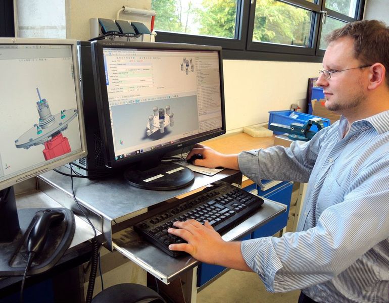 Das abteilungsübergreifende Zusammenarbeiten ist ein Ziel, das mit Phoenix/PDM erreicht wurde – sowohl in der Arbeitsvorbereitung, als auch in der Montage, beim Service, beim Einkauf und bald auch im Vertrieb und der Projektierung. (Orcon)