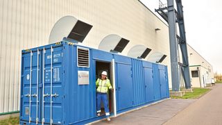 Mit dieser Kompressorenstation von Atlas Copco hat der Leipziger Gipsplatten-Hersteller EBP seine Druckluftversorgung effizienter aufgestellt.  (Atlas Copco)