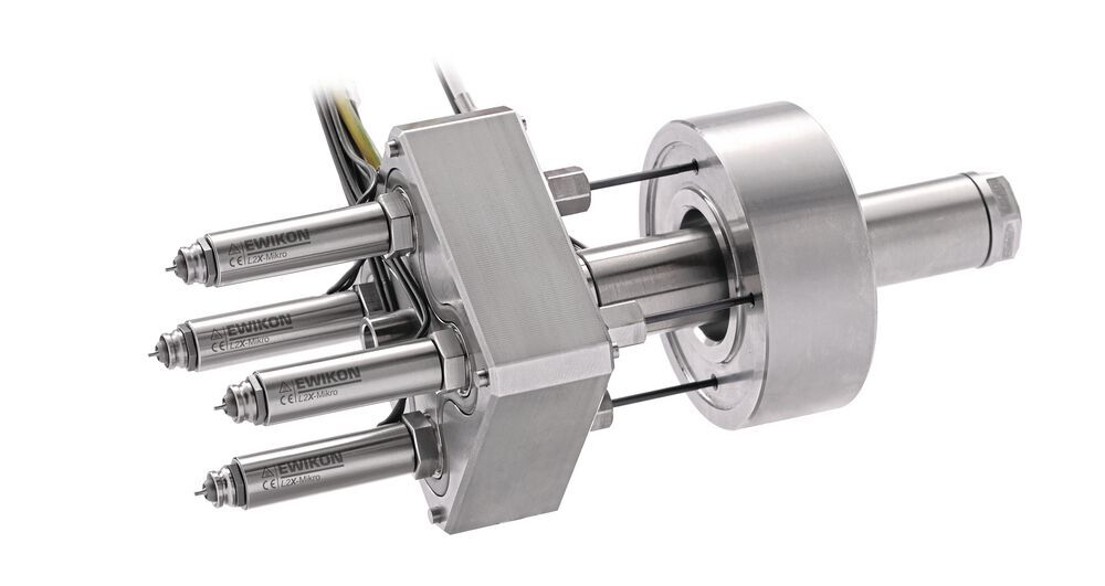 Compact valve gate solution for small machines