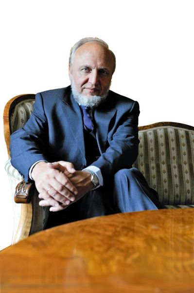 Wirtschaftsforscher Hans-Werner Sinn: „Wenn die jungen Männer monatelang in den Lager aufeinander hocken und nicht arbeiten dürfen, drehen Sie durch.“ (Ifo)