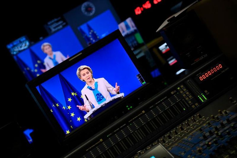 Bei einem Spitzentreffen am Biontech-Standort in Marburg hat EU-Kommissionspräsidentin Ursula von der Leyen die geplante Entsendung von Containerfabriken nach Ruanda und in den Senegal begrüßt.  (Europäische Kommission)