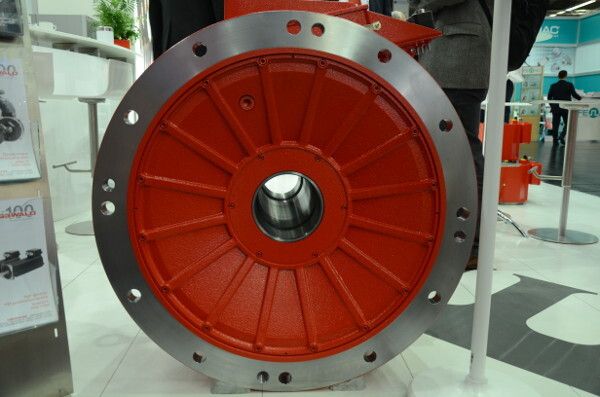 Die Torquemotoren von Oswald Elektromotoren werden beispielsweise in den Presse von Schuler eingesetzt. (Bild: Michel)