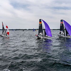 Über 4.500 Segler nehmen an der Kieler Woche teil.(Bild:  Joern Kraushaar)