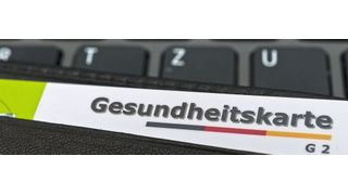 Wird die Gesundheitskarte bald überflüssig, wenn alle Daten direkt auf eine Gesundheits-App geladen werden können? (Stockfotos-MG - stock.adobe.com)