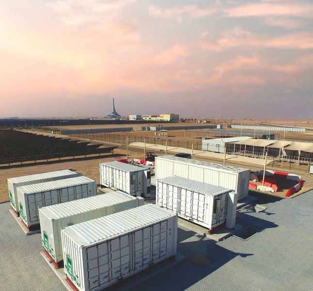 BASF vertreibt ab sofort Natrium-Schwefel-Batterien (NAS-Batterien) des japanischen Keramikherstellers NGK Insulators. (NGK Insulators)