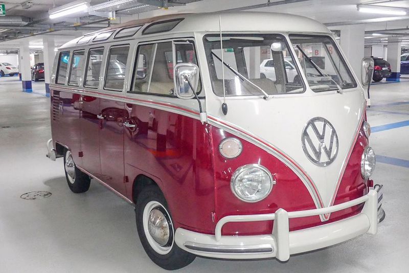 Für 86.500 Euro ging der restaurierte VW Typ 2 Samba an einen neuen Besitzer. (Bild: Classicbid)