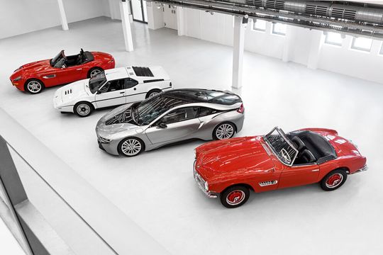 Ob der i8 einen ähnlichen Platz in der BMW-Historie einnehmen wird wie ein 507 oder Z8, wird die Zukunft zeigen.(Bild:  BMW)