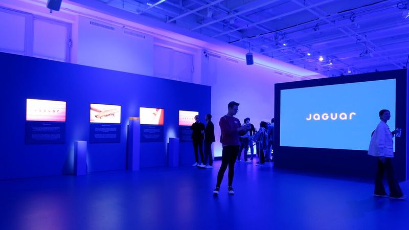 Die Deutschlandpremiere der Designstudie im Haus der Kunst wurde von Kunstinstallationen und Vorträgen begleitet. (Bild: Diehl – VCG)