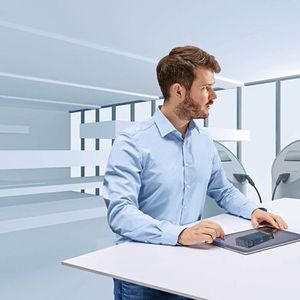 Bild 2: Online-Kon­figuration und  -Bestellmöglichkeit sorgen für eine schnelle und einfache Beschaffung gerätespezifischer Anschlusslösungen.(Bild:  Phoenix Contact)