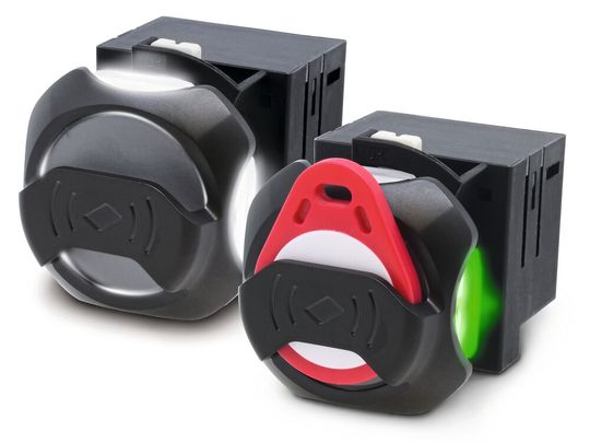 Das RFID-Lesegerät der KW2D-Serie von Apem/Idec ermöglicht eine sichere Identifikation und Zugangskontrolle in industriellen Anwendungen.(Bild:  Apem)