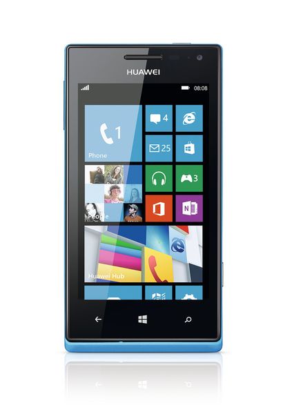Huaweis Windows Phone 8 Ascend W1 soll 219 Euro (UVP) kosten. Das Gerät bietet ein Vier-Zoll-Display, eine Fünf-Megapixel-Kamera, vier Gigabyte internen Speicher und einen Micro-SD-Kartenslot. Das W1 wird wohl der direkte Konkurrent für Nokias Lumia 620 werden. (Huawei)