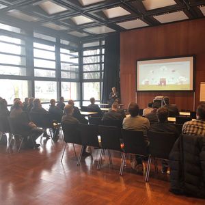 Peter Ulrich von Ingram Micro auf der diesjährigen #storagetc!! „Skalieren, aber richtig: Die evolutionäre HCI-Lösung der nächsten Generation“ (Bild:  Vogel IT-Akademie)