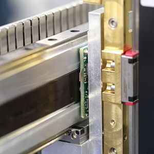 Magnetisches Messsystem: Das Magnetband stammt von Siko, der Encoder wurde von Hamilton entwickelt.