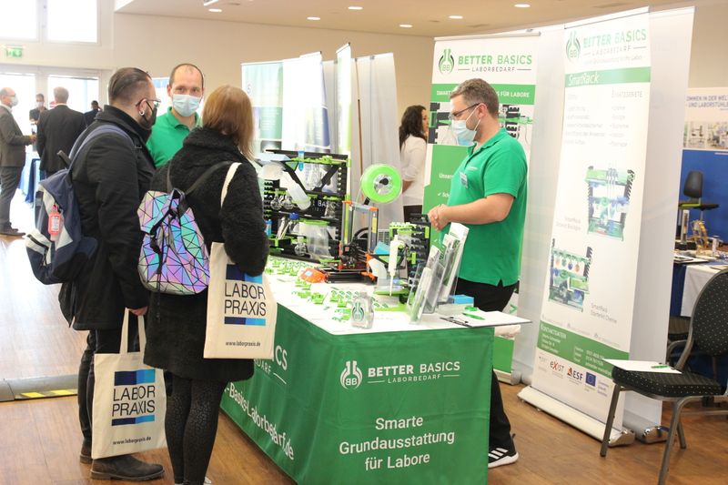 Impressionen von der LAB-SUPPLY Hannover 2021   Weitere Infos zu den kommenden LAB-SUPPLY-Messen finden Sie auf www.lab-supply.info.  (LABORPRAXIS, I. Ottleben)
