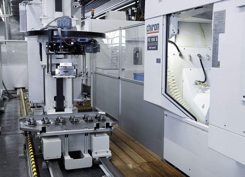 Automatisierte, kundenspezifische Fertigung von Schnittstellenbauteilen in Stückzahl 1 – Automationsanlage Anbauteilefabrik. (Festo)