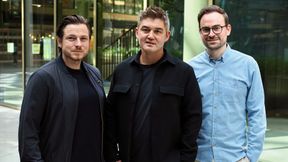 Die Goleasy-Geschäftsleitung hat sich neu aufgestellt: Neben den Gründern Thomas Schuler (l.) und Julian Melzig (r.) ist jetzt auch Robin Tschöpe (Mitte) an Bord.  (Bild: GoLeasy)