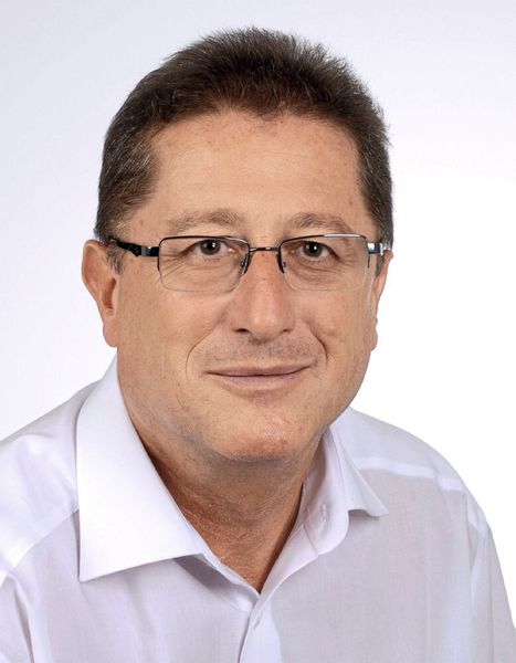 Peter Böhler, Geschäftsführer von Schallenkammer: „Aufgrund der technischen Bandbreite unseres aktuellen Maschinenparks sind wir sehr flexibel und können selbst anspruchsvolle Kundenwünsche schnell erfüllen.“ (Schallenkammer)