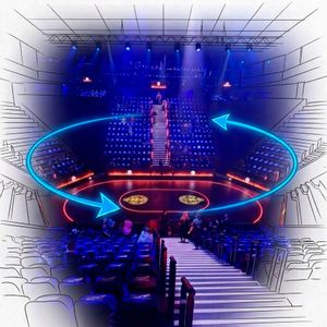 Für «The Hunger Games: On Stage» tragen und bewegen Antriebssysteme mit Stöber Kegelradgetrieben Tribünenblöcke mit einer dynamischen Last von bis zu 26 Tonnen – Platz für bis zu 112 Zuschauer pro Block.(Bild:  Stöber)