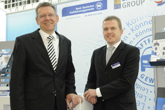 Hans-Heiner Lüdemann und Thomas Stark von der Bank Deutsches Kraftfahrzeuggewerbe (Archiv: Vogel Business Media)