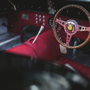 (Lister Motor Company)