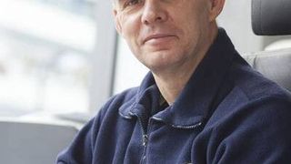 Prof. Frank Kirchhoff hat untersucht, warum Aids beim Menschen aggressivere Varianten ausbildet. (Bild: Uinveristät Ulm)