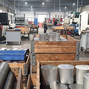 View into the production of Beer Machining Technology. A total hall area of 6,400 square meters is available.(Image: Ingersoll)