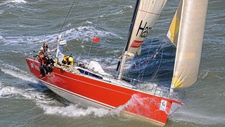 Die Segelyacht Haspa ist 52 Fuß lang (etwa 17 m) und lief 2009 vom Stapel. Vergangenen Winter wurde sie mit neuen Kabeln ausgerüstet. (Rick Tomlinson/RORC)