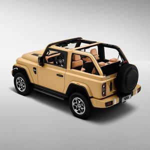 Wird das Hardtop entfernt, wandelt sich der 212 zum Cabriolet. (Bild: Indimo)
