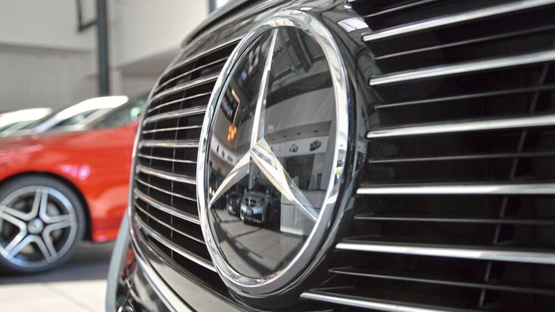 Der Mercedes-Absatz ist im zweiten Quartal weiter gesunken, die Finanzen haben sich stabilisiert.(Bild:  Achter/kfz-betrieb)