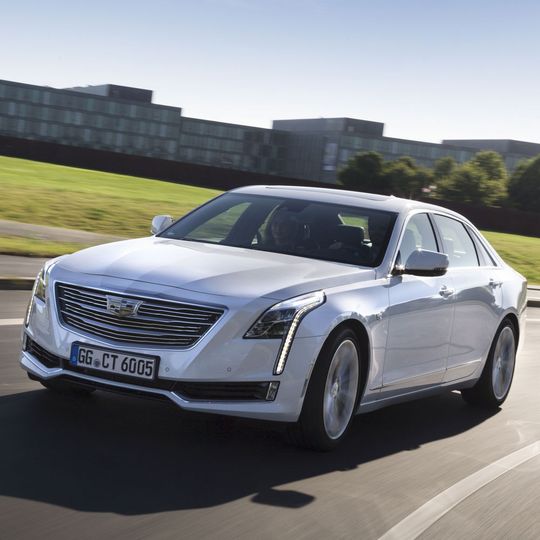 Seit vergangenem Herbst ist der Cadillac CT6 in Deutschland zu haben.(Bild:  Cadillac)