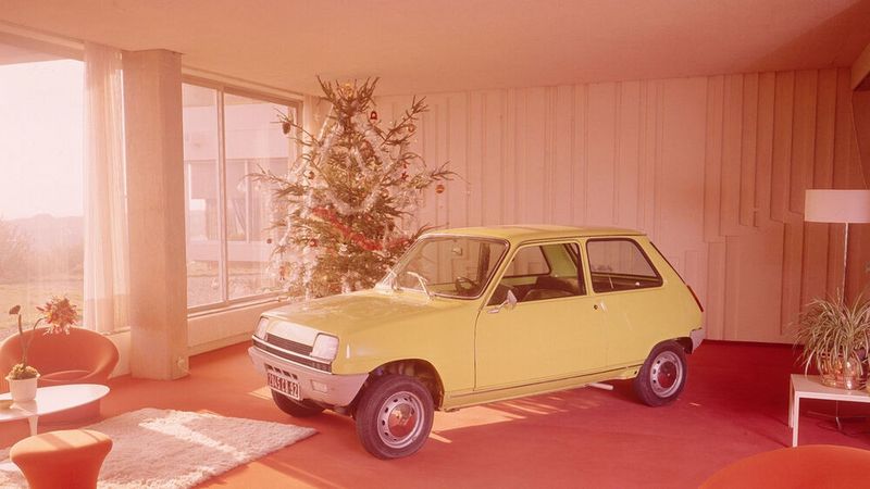 1972: Der Renault 5 führt großflächige Polyester-Stoßfänger ins Cityflitzer-Segment ein und zählt zusammen mit dem Fiat 127 in Deutschland zu den meistverkauften Kleinwagen. (Bild: Renault)