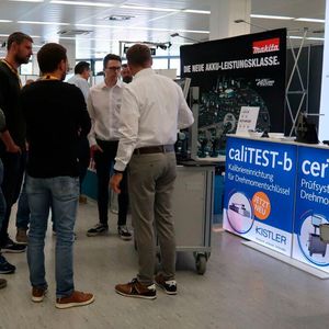 360 Teilnehmer informierten sich bei 48 Ausstellern rund um das Thema Schraubverbindungen und Schraubtechnik.(Bild:  D.Quitter - VCG)