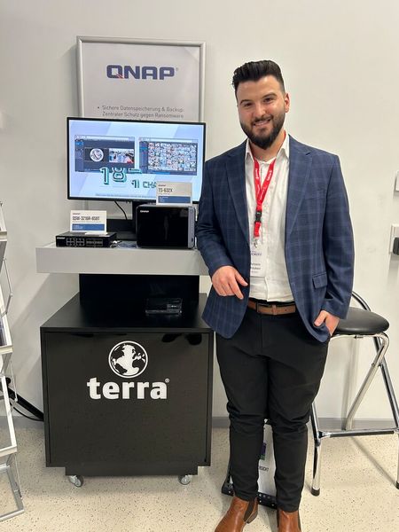 Hussein Choukeir (QNAP) war stets gut gelaunt. (Bild: Vogel IT-Medien GmbH)