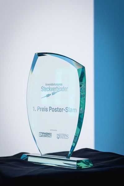 Anwenderkongress Steckverbinder 2023: Tag 1 mit Basisseminaren, Podiumsdiskussion und Posterslam. (Bild: Stefan Bausewein)