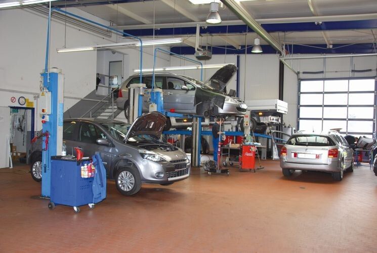 Um den Werkstattkunden auf Dauer gleichbleibende Arbeitsleistungen gewährleisten zu können, hat das Löwen-Centrum in Dülmen seinen Serviceprozess standardisiert. (Foto: Rubbel)