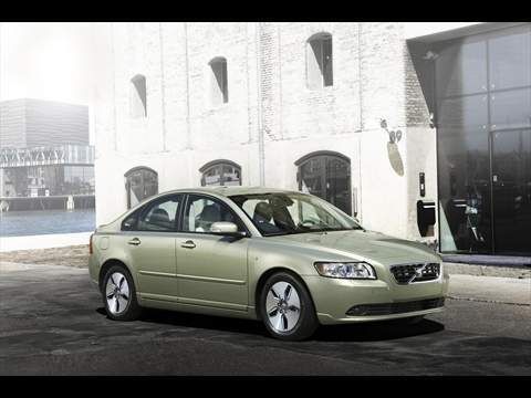 Gleiche Plattform, gleiche Technik: Der S40 bekommt ebenso wie der C30 ein Start-Stopp-System. (Archiv: Vogel Business Media)