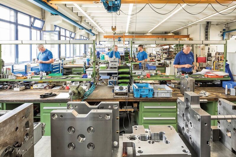 Blick in den Werkzeugbau des Unternehmens Weiss Kunststoffverarbeitung in Illertissen. (Weiss)