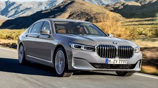 Dem Luxusmodell 7er mangelt es gewiss nicht an Ausstrahlung, doch die Designer von BMW haben noch Potenzial für ein bisschen mehr Präsenz entdeckt. (Bild: Daniel Kraus/BMW)