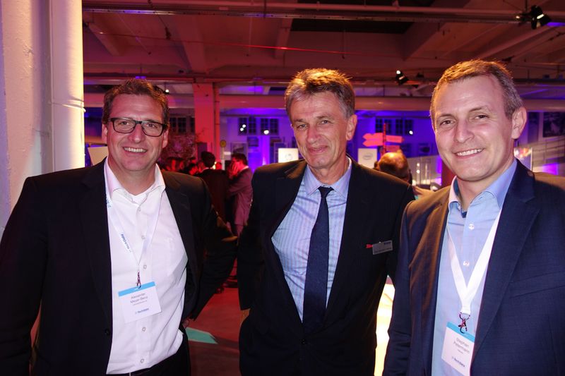 (v. l.) Alexander Meyer-Benz, CHG, Paul-Hermann Mathes, Tech Data und Stephan Petermann, VMware (Bild: IT-BUSINESS)