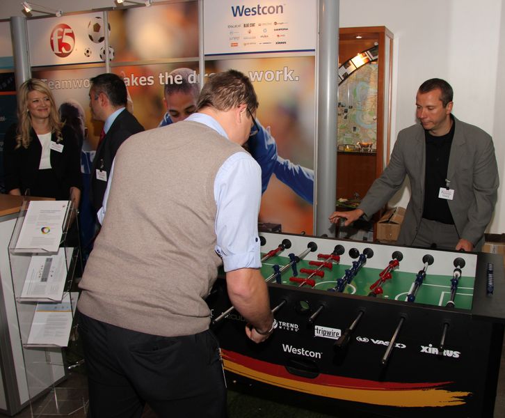 Für eine kurze Auszeit bot der Kicker am Stand von Westcon Security und F5 Networks die ideale Gelegenheit  (Vogel IT-Akademie)