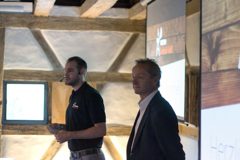 Begrüßung durch Alexander Plöger (Bild: Extra Computer)