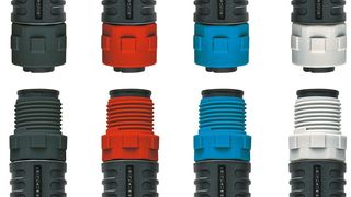 M12-Steckverbinder mit Kunststoffüberwurf sind in vier Farben erhältlich. (Escha)