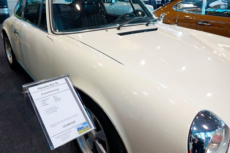 Ein möglichst originaler Erhaltungszustand ist bei Oldtimern heute beliebter als eine überperfekte Komplettrestaurierung – das zeigt dieser Porsche im Originallack. (Rosenow/»kfz-betrieb«)