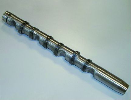 Beispiel Nockenwelle:  Auf Grund ihrer Konzentrizität eignen sich geschweißte Präzisionsstahlrohre sehr gut für Rotationsanwendungen. Bild: Jansen (Archiv: Vogel Business Media)