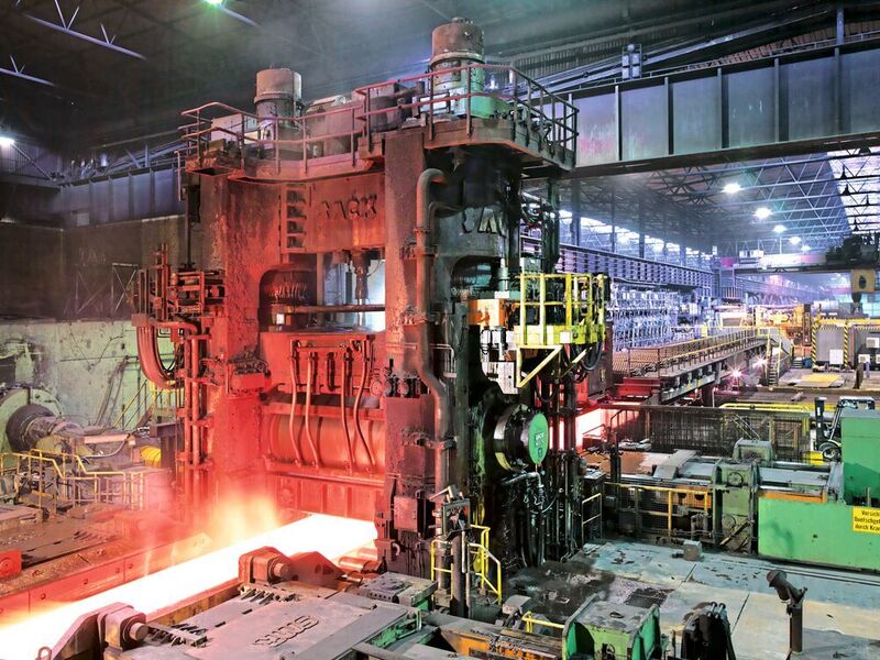 Mit Stahl allein ist es nicht mehr getan – um sich in die Arbeitsabläufe der Kunden einzuklinken, setzten Stahlhersteller auf die Digitalisierung. (Thyssenkrupp Stahl)