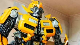 Wird die Zukunft der Roboternutzung einmal nach Transformers aussehen, wie hier dargestellt? Nun, weltweit investieren die Länder in die Robotikentwicklung. Was mit den Millionen- und Milliardenbeträgen geschieht, hat die IFR analysiert. Die Ziele sind durchaus unterschiedlich. (Bild: S. Malcolm)