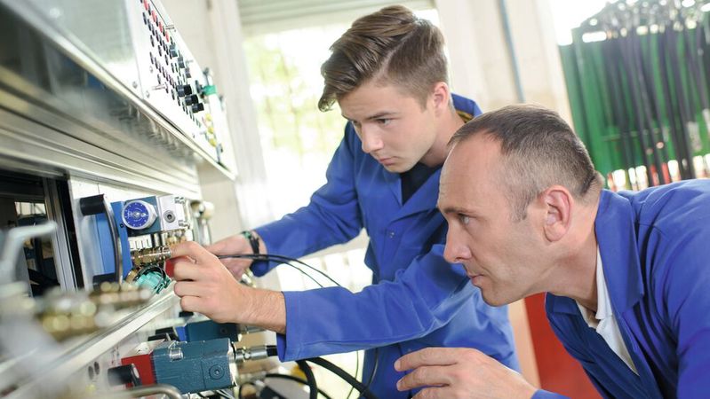 In welchen Ausbildungsberufen verdient man am meisten Geld? Wir geben einen Überblick.(Bild:  auremar - stock.adobe.com)