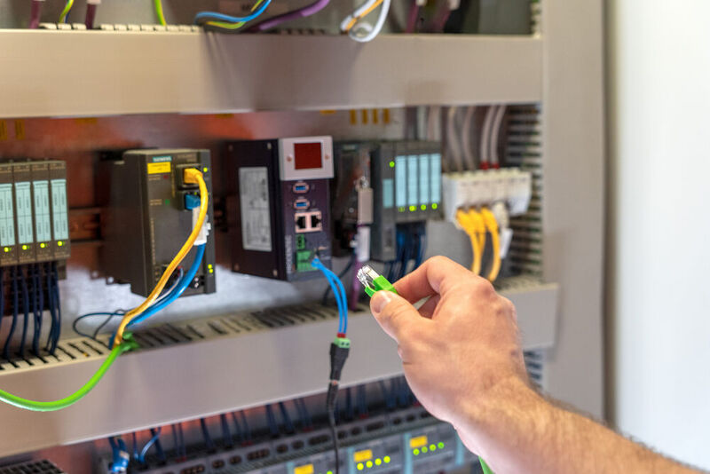 Das Health-Check-Service analysiert Ethernet- und Profinet-Systeme, spürt aktuelle und drohende Fehler oder Schwachstellen auf und bietet Verbesserungsvorschläge. (Bild: Lapp)