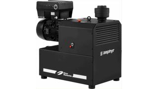 Klauen-Vakuumpumpe Zephyr C-VLR 501 mit Frequenzumrichter und einem Nennsaugvermögen von bis zu 600 m³/h (Bild: Gardner Denver Schopfheim GmbH,  Elmo Rietschle)