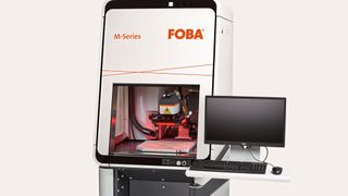 Der Foba M2000 Markierarbeitsplatz ist in die Laserschutzklasse 1 eingestuft und wird optional mit der Markierfunktion Mosaic ausgestattet. (Bild: Foba)